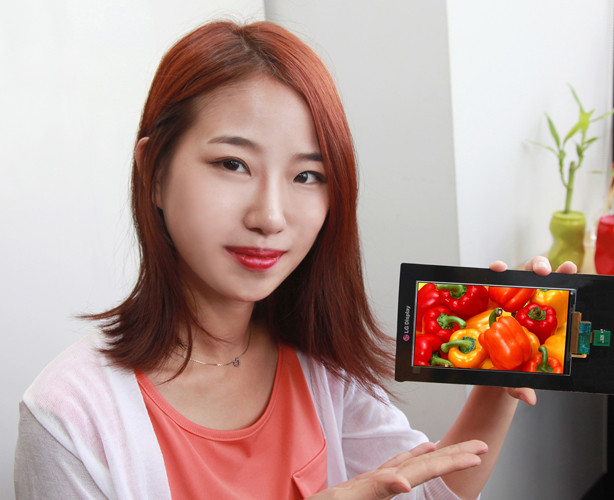 LG Display показала 5,5-дюймовый экран для смартфонов с разрешением Quad HD