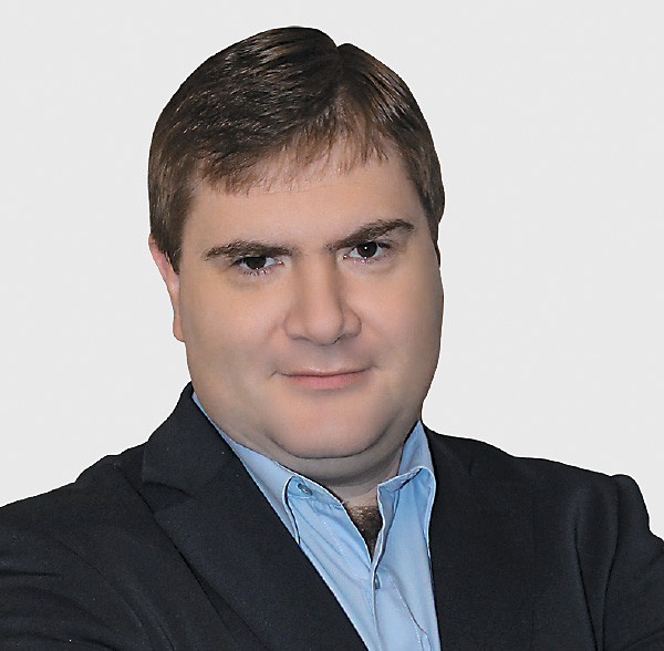 Личным примером и мечом