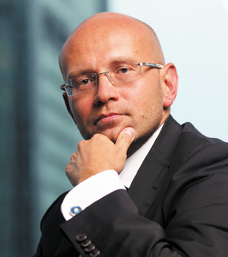 Дмитрий Назипов, старший вице-президент банка «ВТБ», руководитель департамента информационных технологий