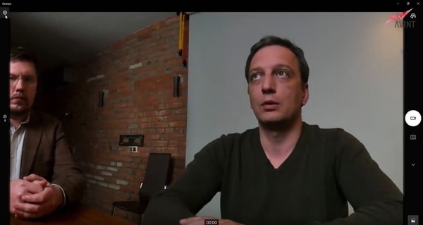 Интеллектуальная панорамная видеокамера для переговорных — PanaCast 3