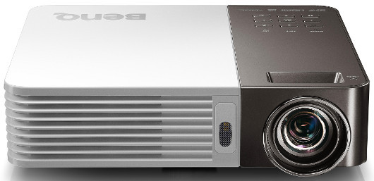 Мобильная картинка: Обсуждаем портативные проекторы