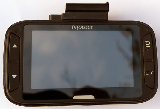 Помощники автолюбителя: выбираем автомобильный видеорегистратор