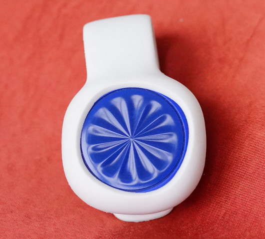 Личный тренер: Фитнес-трекер Jawbone UP Move