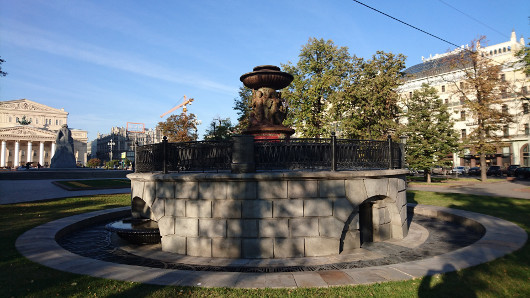 Обзор смартфона Sony Xperia Z5: Почти хорошо, почти молодцы