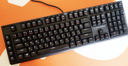 Игровая клавиатура Zalman ZM-K700M: Играем, тренируем память