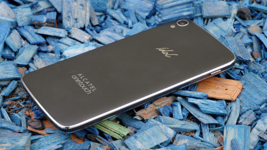 Фаблет Alcatel One Touch Idol 3 5.5: Симметричный по вертикали