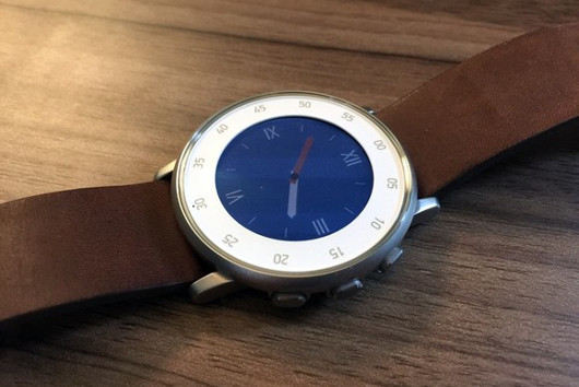 Pebble Time Round: Умные часы, которые выглядят как классические