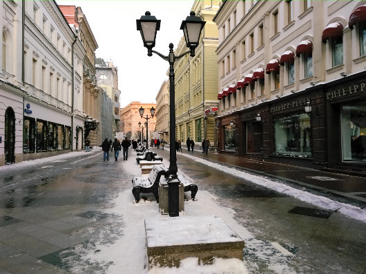 Lenovo Phab Plus: Смартфон на две руки