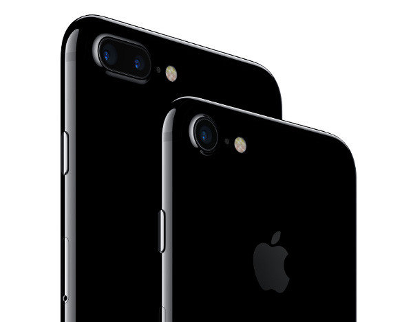Беспроводная революция: iPhone 7 и другие новинки компании Apple