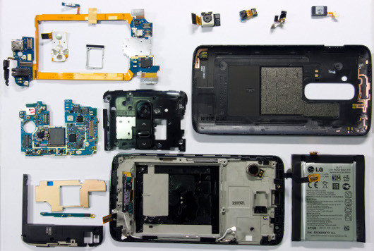 LG G2: снаружи и внутри нового корейского флагмана