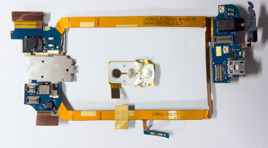 LG G2: снаружи и внутри нового корейского флагмана