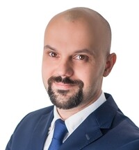 Иван Новоселов