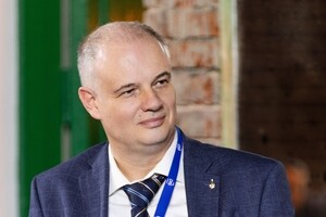 Олег Гиацинтов