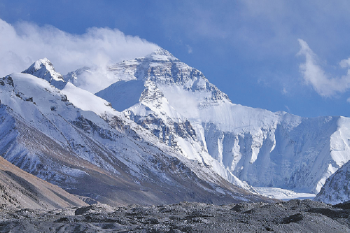На Эвересте организовали связь 4G 