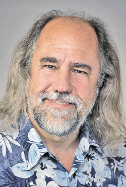 Гради Буч — главный научный сотрудник IBM Research, создатель объектно-ориентированного подхода к проектированию и разработке программного обеспечения и языка UML.