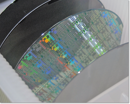 «Микрон» начинает производство микросхем по топологии 65 нм