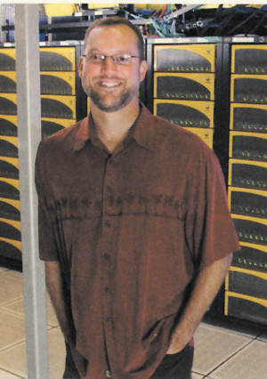 Джордж Тевелд, директор по администрированию баз данных