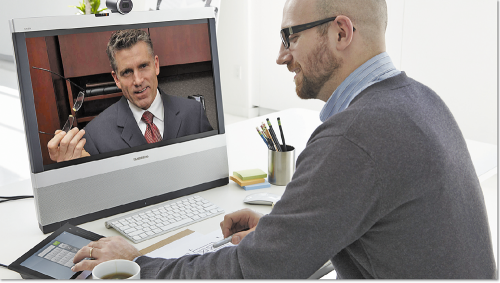 Между видетелефоном и терминалом ВКС