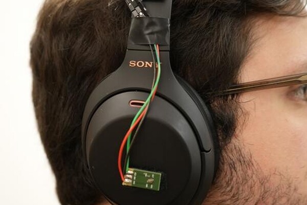 Наушники с ИИ создают «звуковой пузырь»