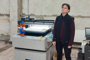 В «Фабрике вывесок m2» «Смарт-Т» установила Sprinter DPP A1E. Это 1300 инсталляция компании в этом году