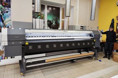 «КОВЧЕГ» установила трехметровый ARK-JET SOL в РПК «Манхэттен»