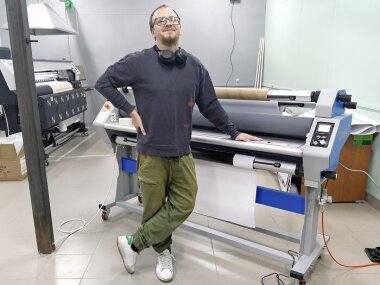 «КОВЧЕГ» запустила комплекс для широкоформатной печати в РПК «Монтаж Декор»