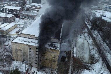 Ликвидирован пожар на производстве пленки в подмосковных Химках