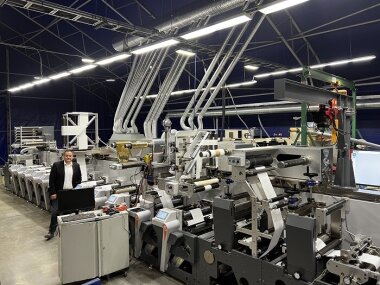 Флексомашина DoWell установлена в «Разумной полиграфии»