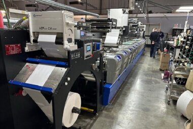 Флексомашина Label Source установлена в типографии «Этиколь»