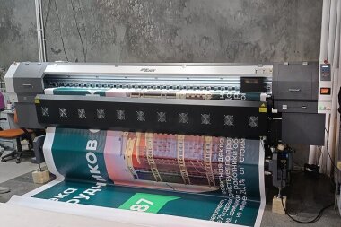 «КОВЧЕГ» выполнила инсталляцию 3-метрового ARK-JET SOL 3204 в хабаровской РПК 2Carrots