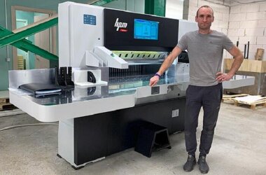 Бумагорезальная машина HPM инсталлирована в «Бюро Уникальных Книг»