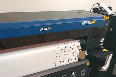 Для кроя и флагов