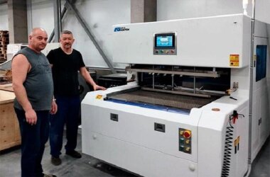 Машина для разделения заготовок KYD-1080A установлена в типографии «Рубикон»