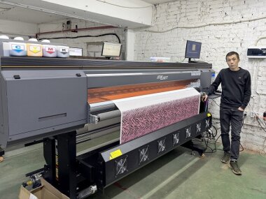 «КОВЧЕГ» запустила 4-й текстильный принтер ARK-JET SUB 1900 в «Ампел Групп»