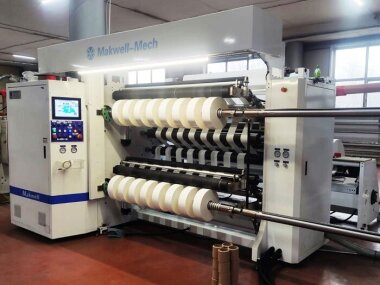 Бобинорезальная машина Makwell установлена в «Петробумаге»