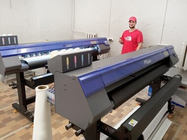 «КОВЧЕГ» запустила два ARK JET SOL 1601 на производстве фотообоев Luxury Walls