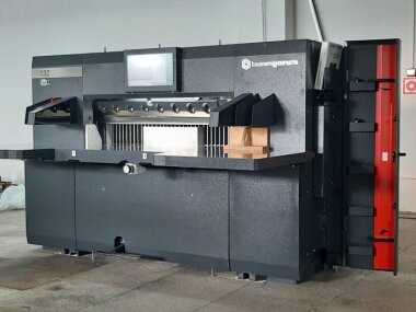 Две бумагорезальные машины baumannperfecta установлены в типографии «Феникс»