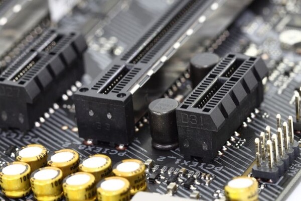 Устройства с поддержкой PCIe 6.0 появятся в 2025 году