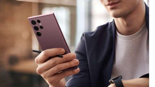 СМИ: Минцифры запретит перепрошивать мобильные устройства