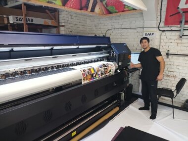 «Винк» установил экосольвентный принтер Colorblast M3200-4