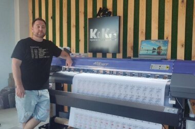 Экосольвентный принтер ARK-JET SOL 1600 установлен в Kiko