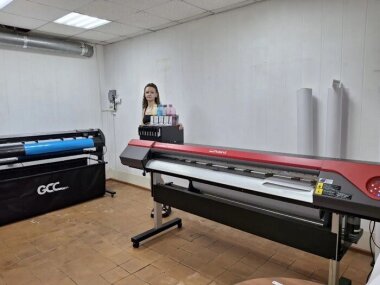 Комплекс оборудования для широкоформатной печати и резки установлен в типографии «Формат»