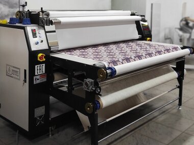 Каландровый термопресс SUPERTEX SOТ-64H установлен в демозале ГК «РУССКОМ»