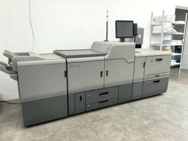 Восстановленная Ricoh Pro C7210X запущена в кировской типографии «ФотокнигиОптом»