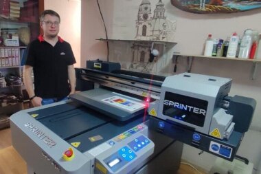 УФ-принтер Sprinter DPP A1E установлен в фотоцентре FotoLife