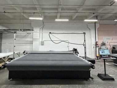 Режущий плоттер Kartech KT-3225 установлен в РПК «Невский Плакат»