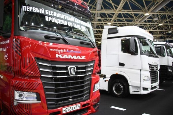 В 2026 году в России начнут тестировать полностью беспилотные грузовики