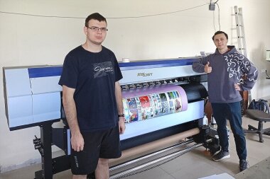 УФ-принтер ARK-JET UV 1802 от «КОВЧЕГа» усилил производство московской РПК Color and Light