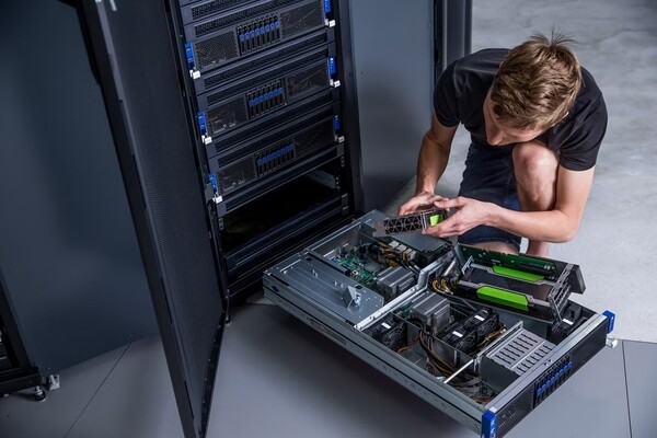 В Infineon и Nvidia модернизируют электропитание ЦОДов с ИИ