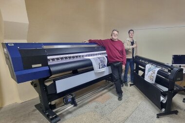 «КОВЧЕГ» запустила комплекс для широкоформатной печати в типографии «Сим Джет»